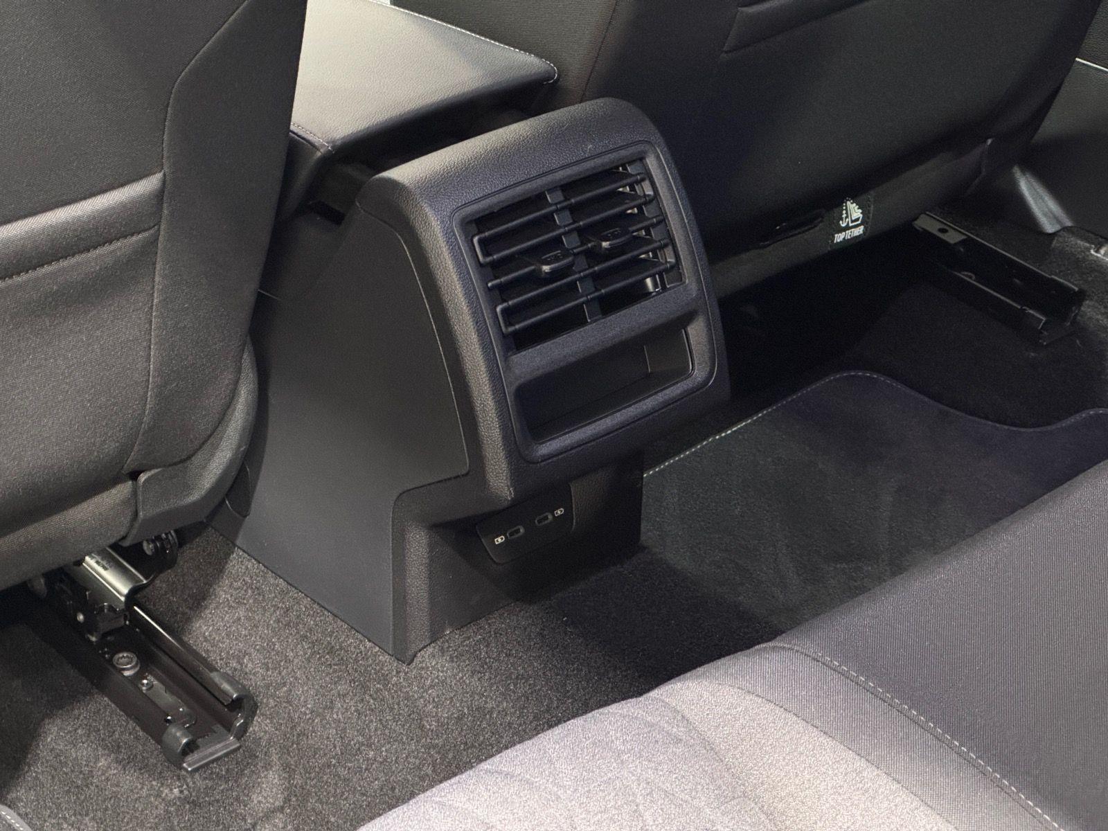 Volkswagen Golf Variant Life 1.5 TSI | AHK LED NAVI RÜKA