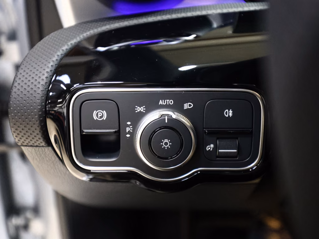 Mercedes-Benz A-Class AMG Special Edition AHK Distr. LED Navi Ka, миниатюра 23