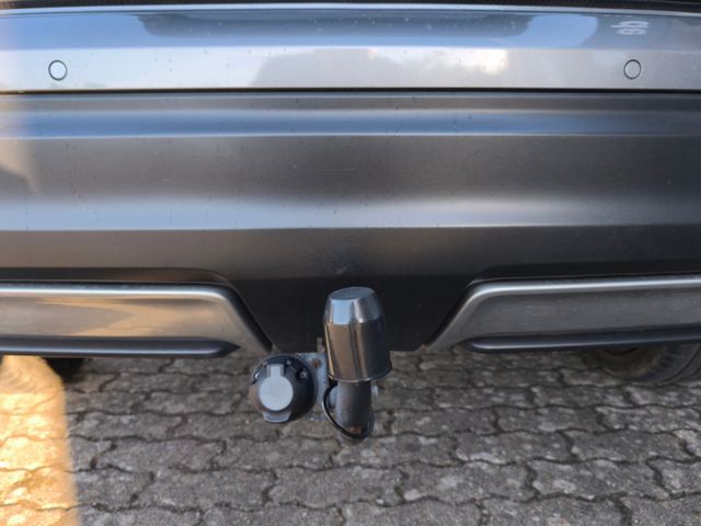 Nissan Qashqai Tekna*AHK*LED*Navi*SHZ*Kamera*PDC*
