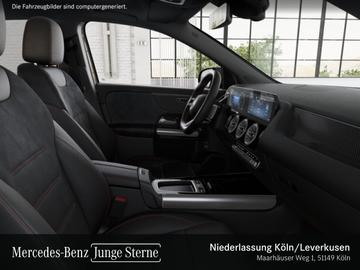 صورة مصغرة 11 لـ 2025 Mercedes-BENZ GLA