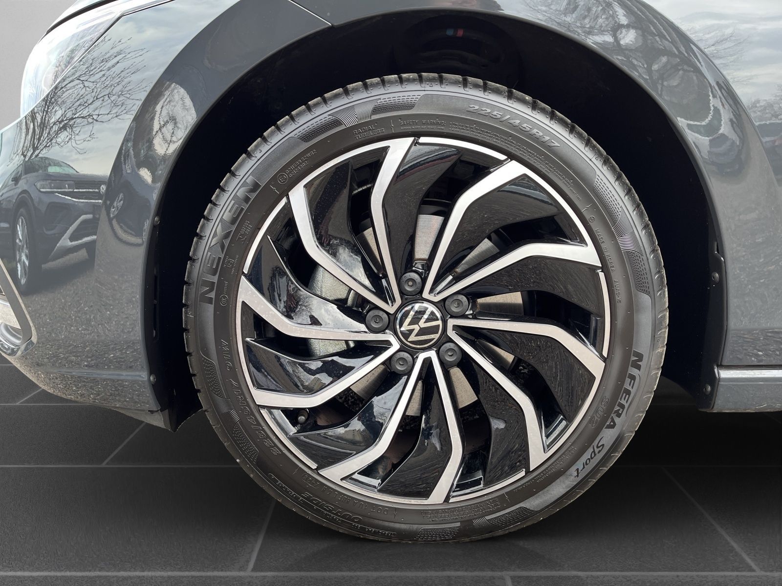 Volkswagen Golf - Bild 7