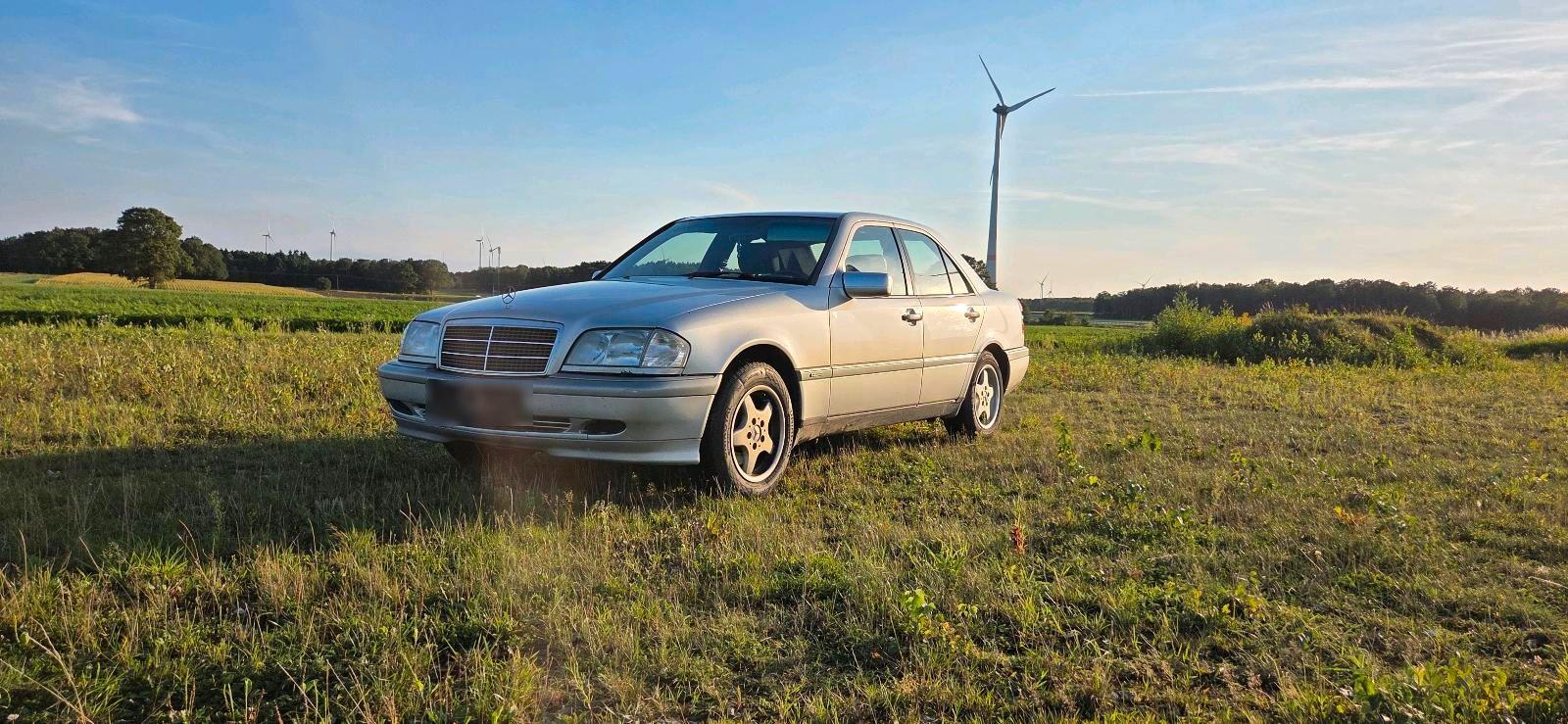 Mercedes-Benz C 180