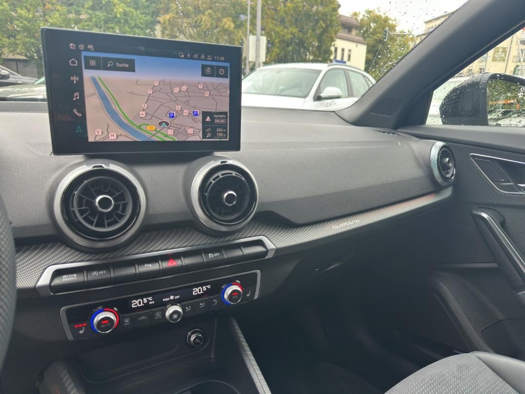 Fahrzeugabbildung Audi Q2 S line 40 TFSI quattro