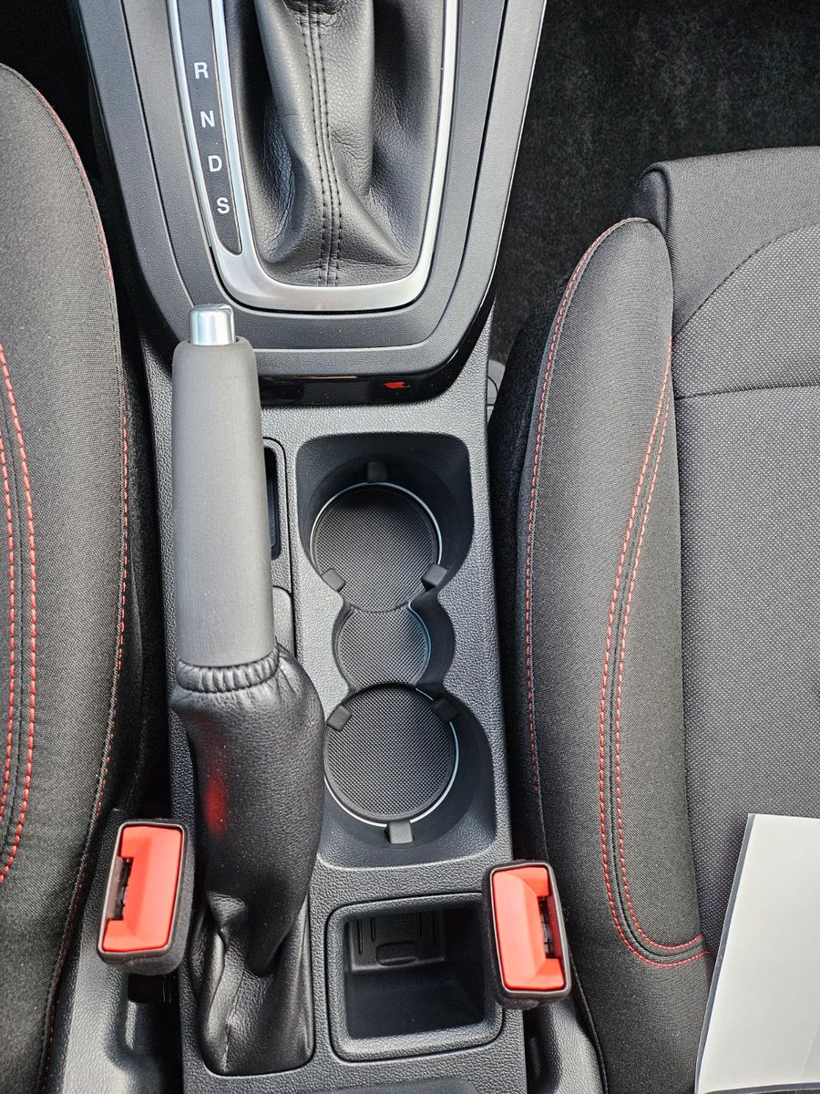 Fahrzeugabbildung Ford Puma ST-Line