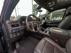 CHEVROLET Suburban High Country 6,2 V8