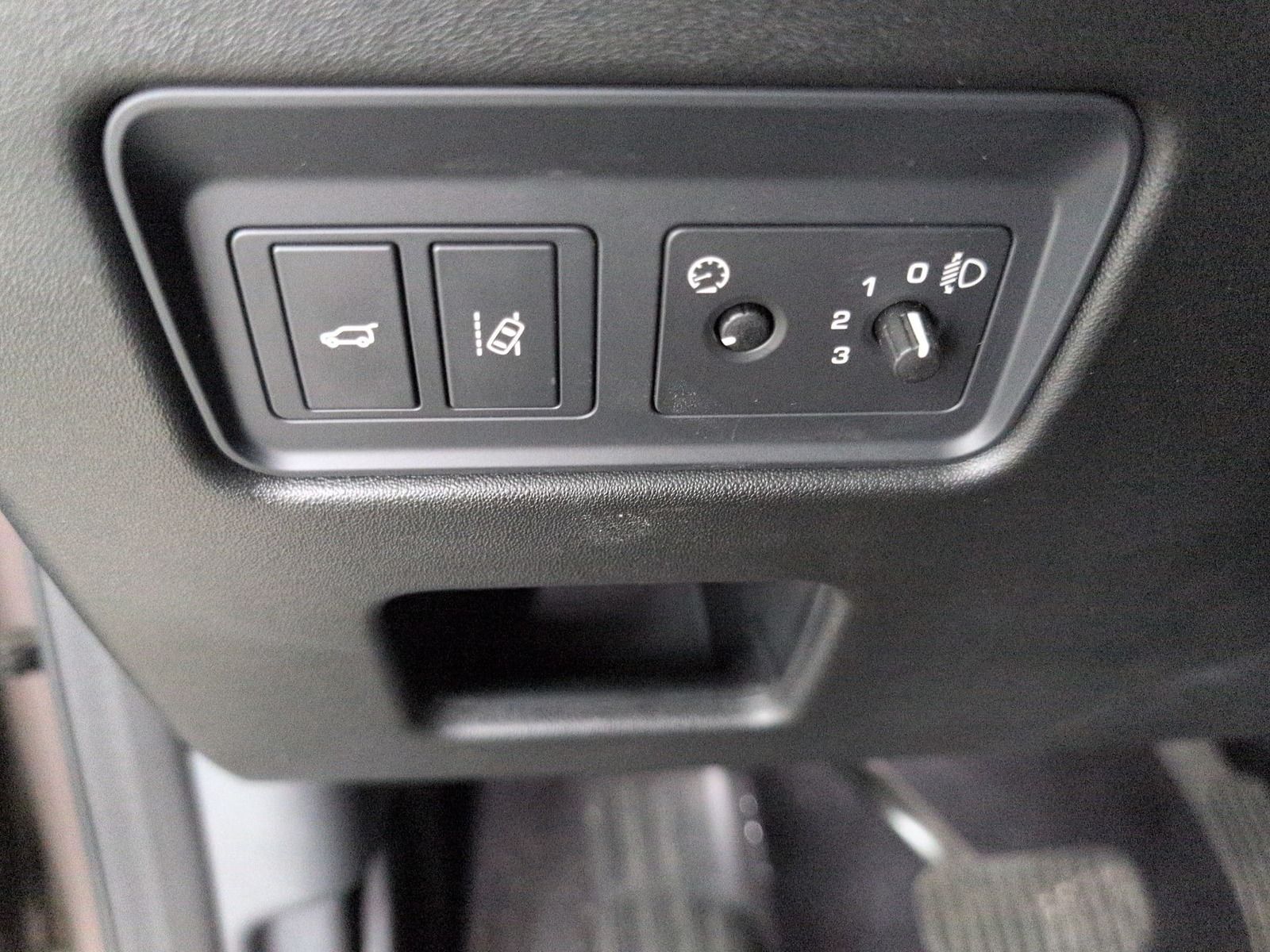 Fahrzeugabbildung Land Rover Discovery 5 2.0 TD4 SE * Leder * AHK * Navi*