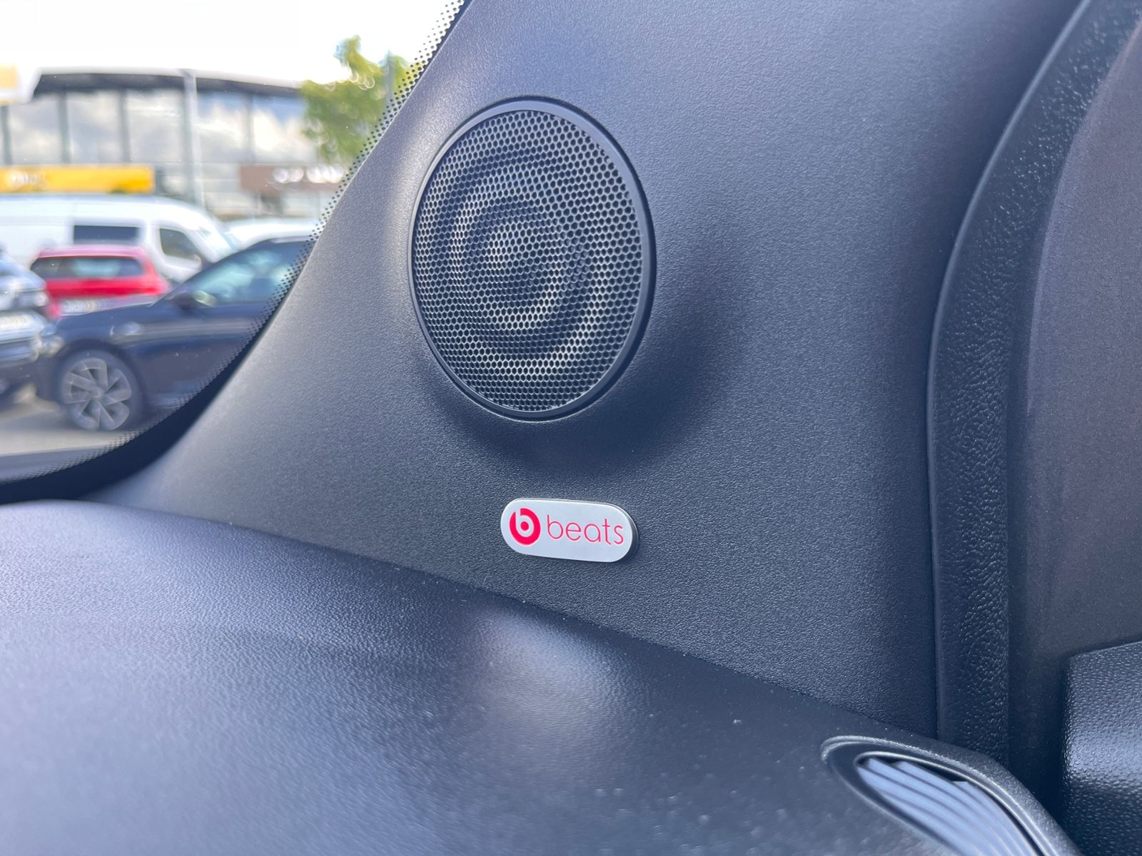 Fahrzeugabbildung Abarth 695C Turismo Aut. BEATS XENON NAVI