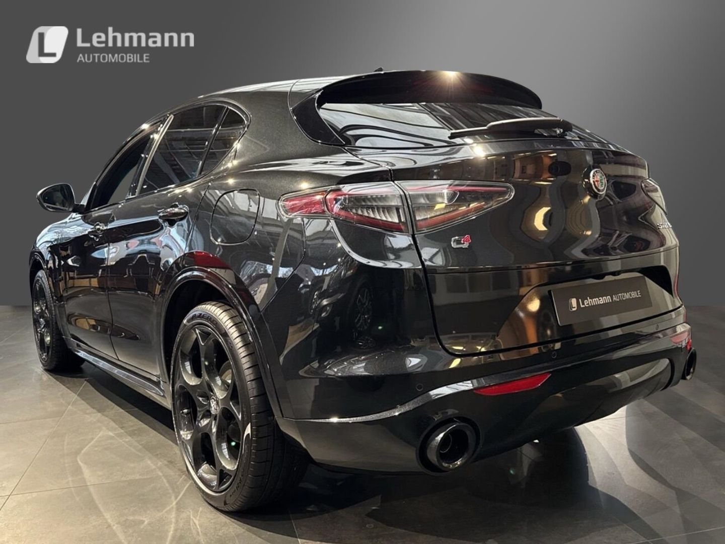 Fahrzeugabbildung Alfa Romeo Stelvio Veloce Q4 2.0 Turbo - AHK - 21 Zoll- Pan