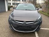 Opel Astra J Lim. 5-trg. Exklusiv - Opel Astra Exklusiv mit Diesel-Antrieb