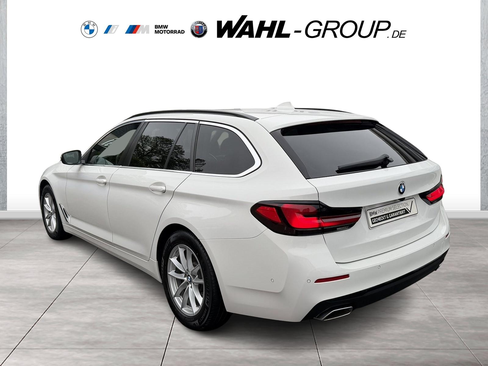 BMW 520d xDrive Touring Sport AHK ACC LiveCockpit Pr
