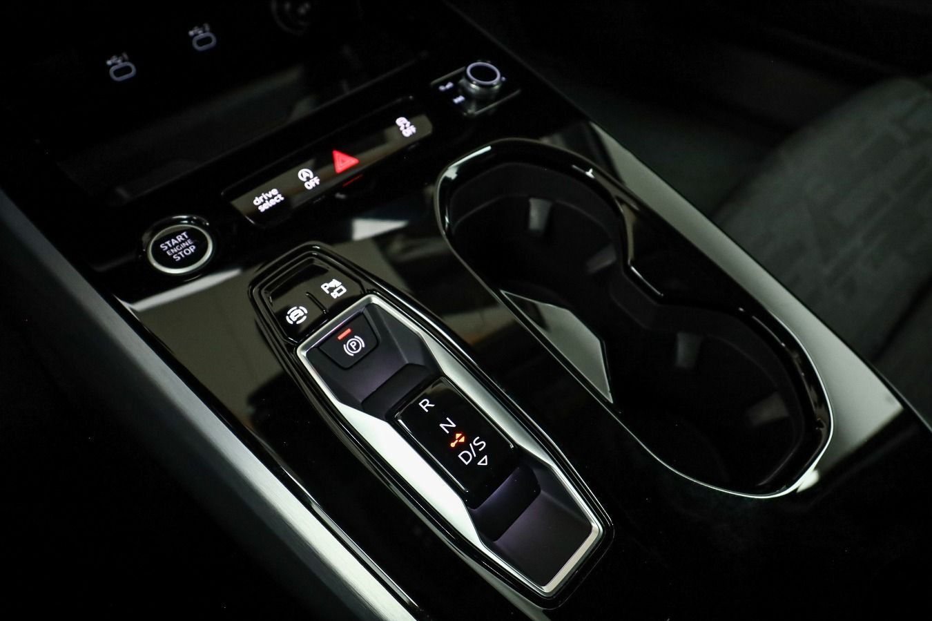 Audi A6 - Bild 15