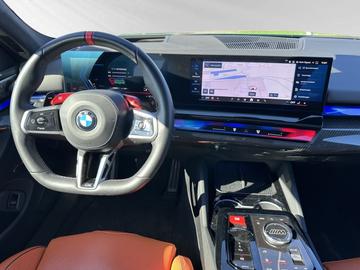 2025 BMW M5 — миниатюра 11