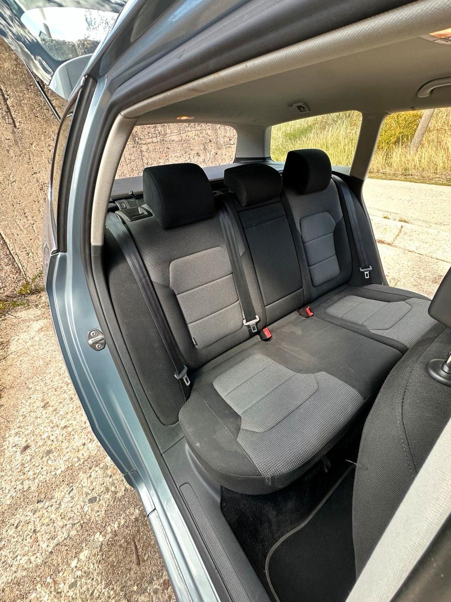 Volkswagen Passat 2013 — photo 9