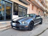Ford Mustang 3.7 cc 305 cv cabrio - Ford Mustang mit 5 Türen