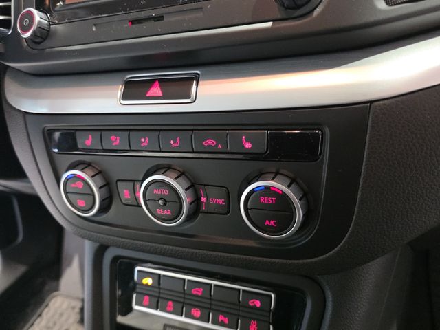 Sharan Cup 2.0 TDI 4Motion 6-Gang*7Sitz*AHK*