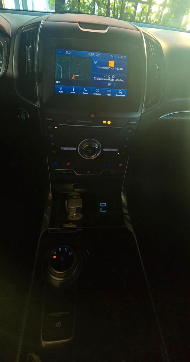 Ford Edge 2,0 l EcoBlue Bi-Turbo 4x4 ST-LINE Vollauss