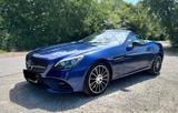 Mercedes-Benz SLC 300 AMG Night Paket - Mercedes-Benz SLC 300 mit Benzin-Antrieb: Automatik