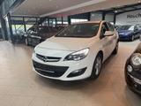 Opel Astra J Lim. 5-trg. Fun  1-Hand *56.000km* - Opel Astra F mit Benzin-Antrieb