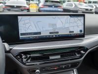 BMW 330 - Vorschau Bild 13