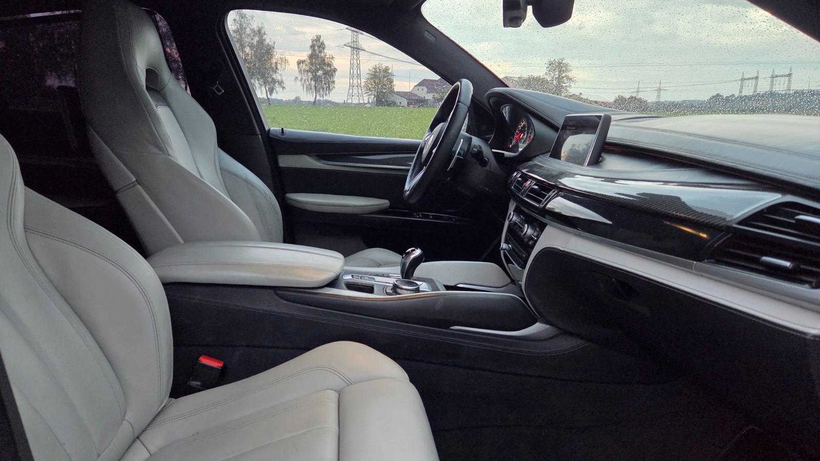 BMW X6 M Servoschliessung Panorama