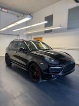 Porsche Cayenne GTS/Sport Chrono/Service Neu - Porsche Cayenne Gebrauchtwagen in Stuttgart
