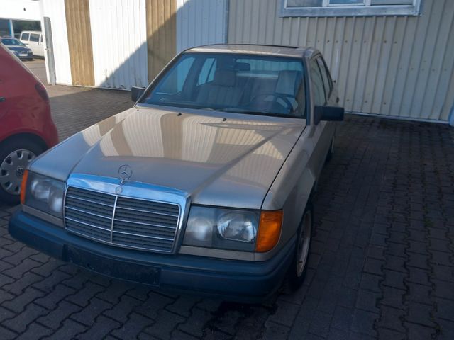 Mercedes-Benz 300 D Automatik