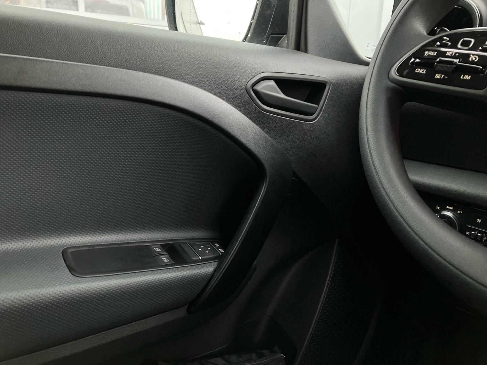 Fahrzeugabbildung Mercedes-Benz eCitan KA/L 2xKlima AHK AUT Kam. KeyLess KlimaA