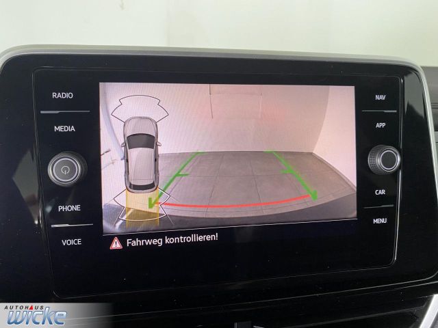 T-Roc 1.5 TSI DSG R-Line NAVI KLIMA AHK REAR VIE