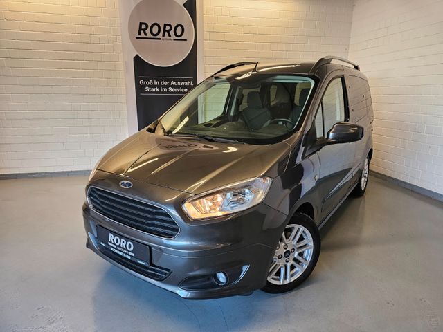 Ford Tourneo Courier 1.0 EcoBoost Titanium + RFK/LMF