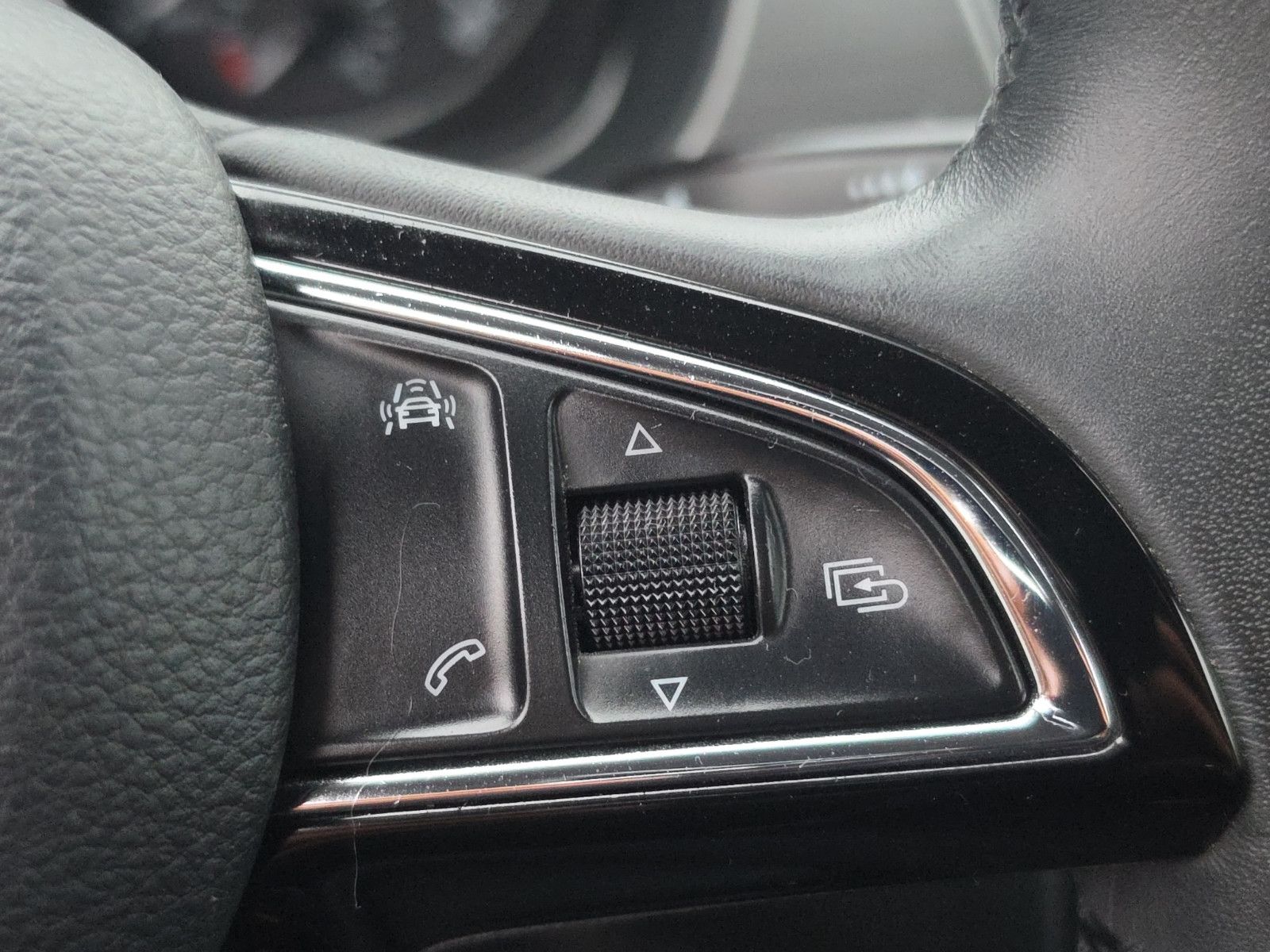 Fahrzeugabbildung SKODA Fabia Style Aus 1.Hand SHZ KLIMA