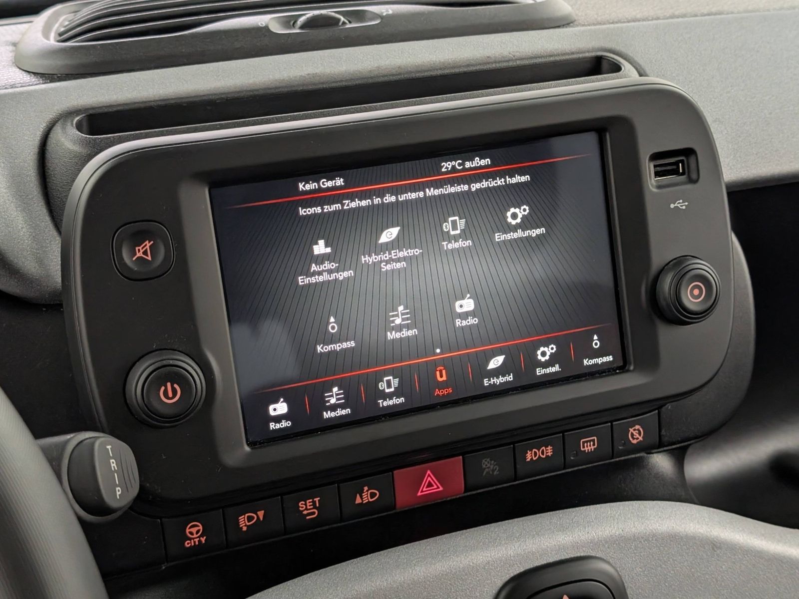 FIAT Panda 1.0 MHEV Garmin AHK – Bild 23