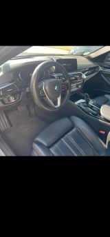 BMW 530d xDrive A - Garantie 09/26 - BMW 530 Gebrauchtwagen in Frankfurt