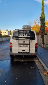 Volkswagen T5 Camper-Solar-Dachbox-Fahrradgepäckträger - gebrauchte VW T5 aus dem Jahr 2011