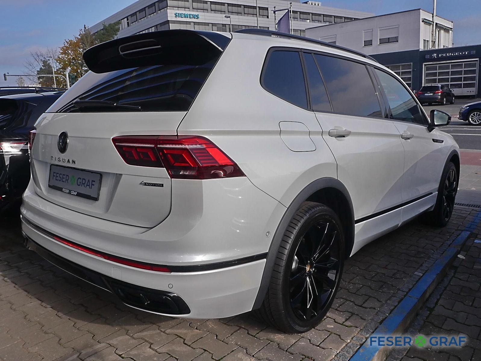 Volkswagen Tiguan Allspace 2.0 TDI 4M R-Line Black 7Si AHK foto 5