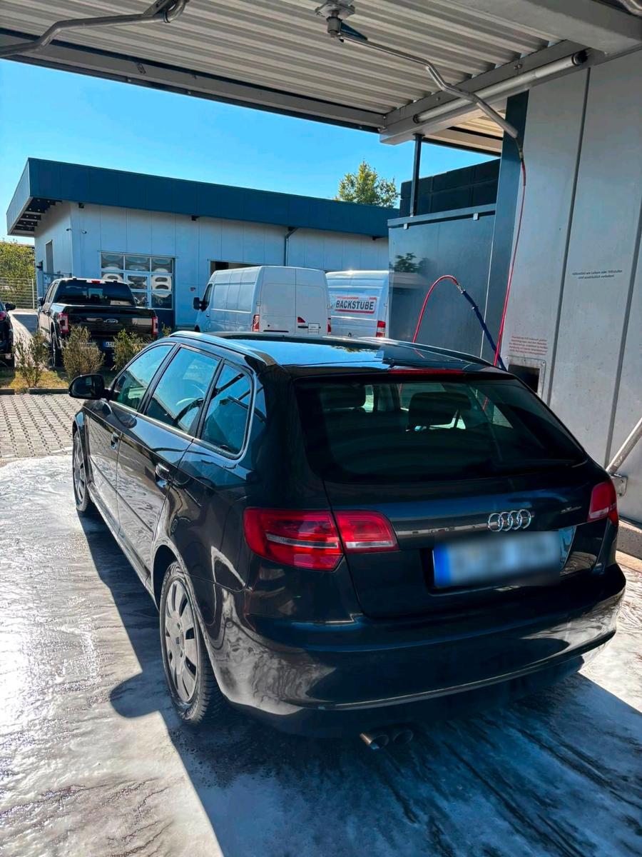 Audi A3 2009 — engine 140 HP (103kW)