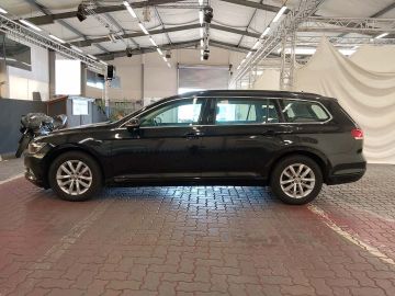 Volkswagen Passat Variant - 4