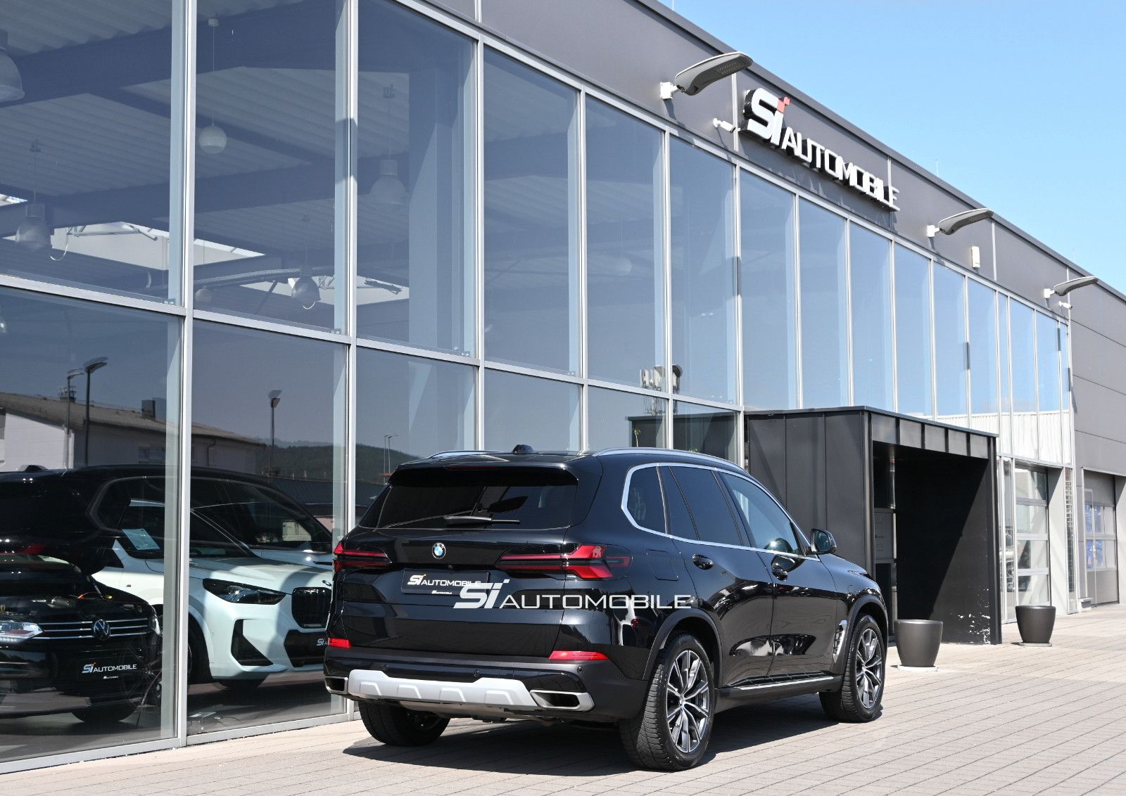 Fahrzeugabbildung BMW X5 xDr.30d °ACC°AHK°ALCANTARA°LUFT°MERINO°STHZG°