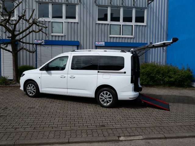 Ford Connect Titanium mit Rollstuhlrampe