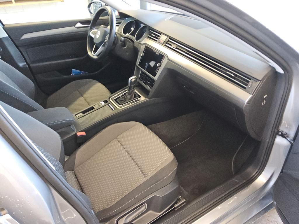 Volkswagen Passat Variant - Bild 7