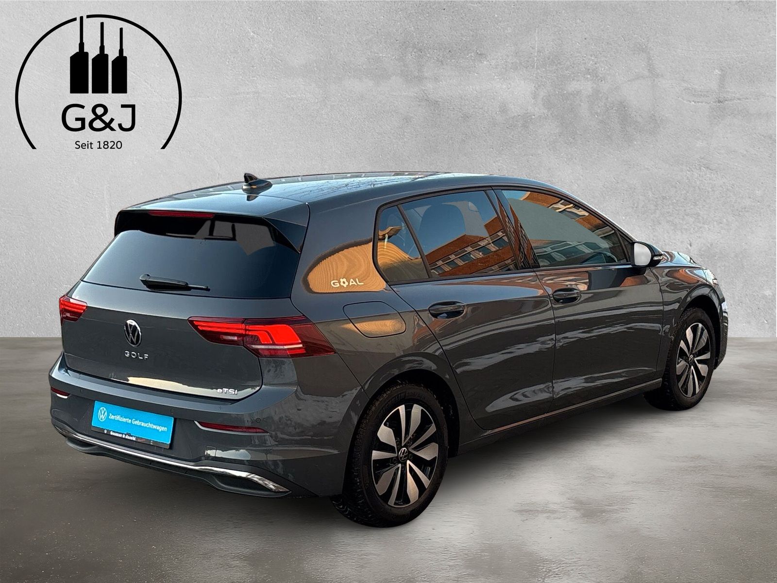 Fahrzeugabbildung Volkswagen Golf 1.5 eTSI Goal AHK Kamera AppConnect ACC