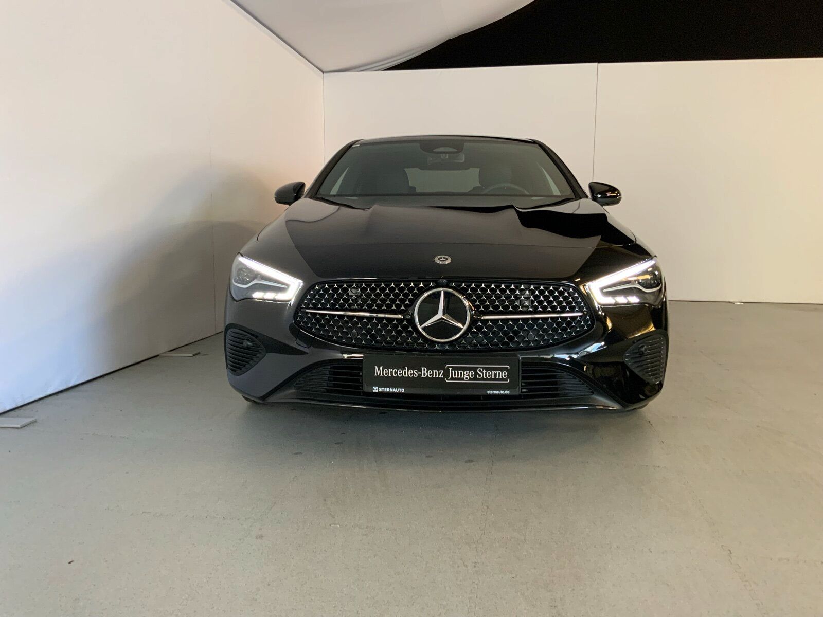 Mercedes-Benz CLA 180 Coupé Prgressive Night RüCam LED WinterP imagem 2
