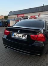 BMW 318i E90 TÜV-AU NEU nur 96000 Km mit neue Motor  - BMW 318: 318i E90