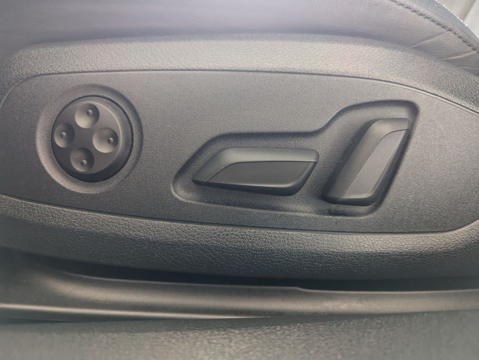 AUDI A5 40 TDIS-Line Cam Memory Matrix AHK 20" - Image 23