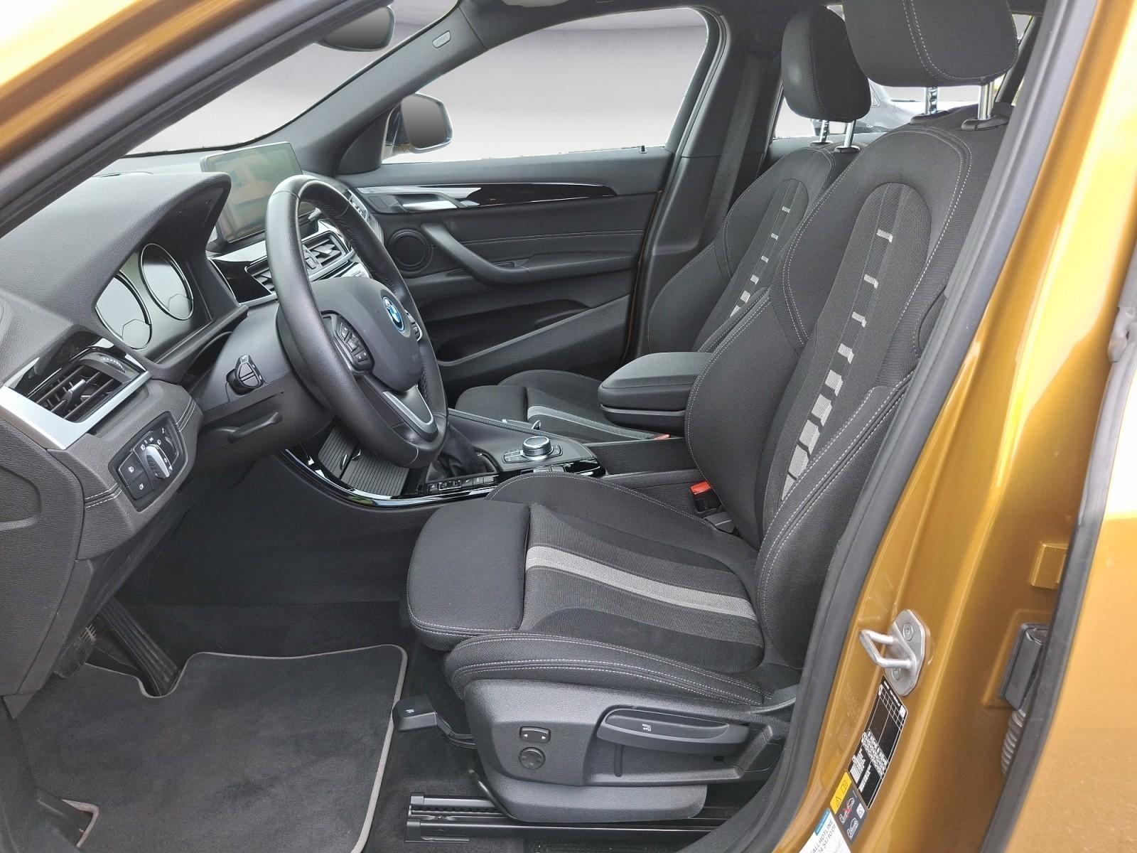 BMW X2 xDrive25e Edition Gold Play Steptronic Head-U, миниатюра 11