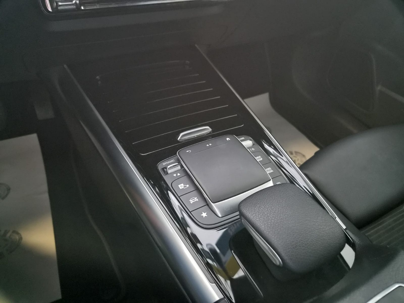 Fahrzeugabbildung Mercedes-Benz B 200d /Automatik/LED/Kamera/NAVI/GARANTIE