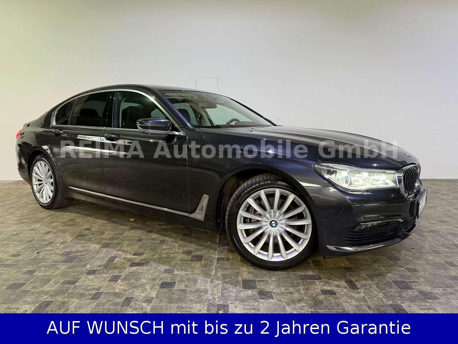 Fahrzeugabbildung BMW 740 d xDrive, Massage, Laser, ACC, HUD, H&K
