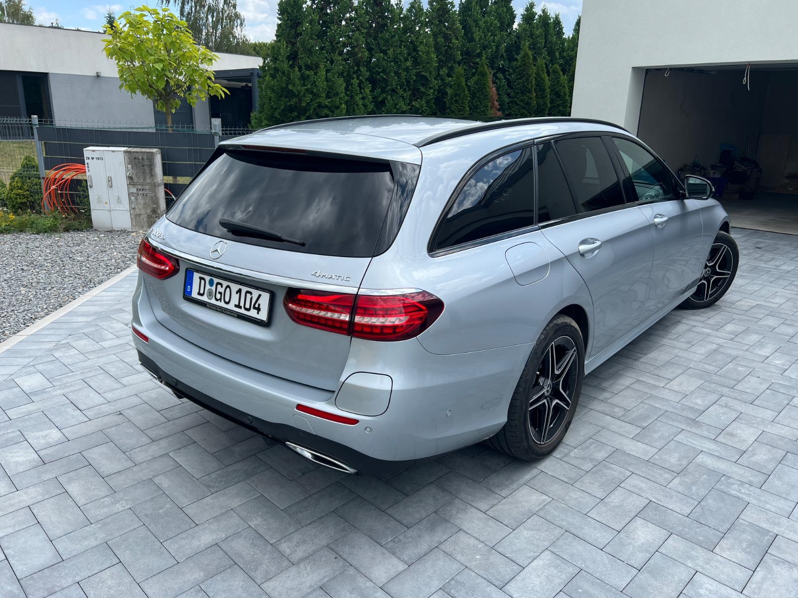 Mercedes-Benz E 300 de 4MATIC T Autom. AMG Line