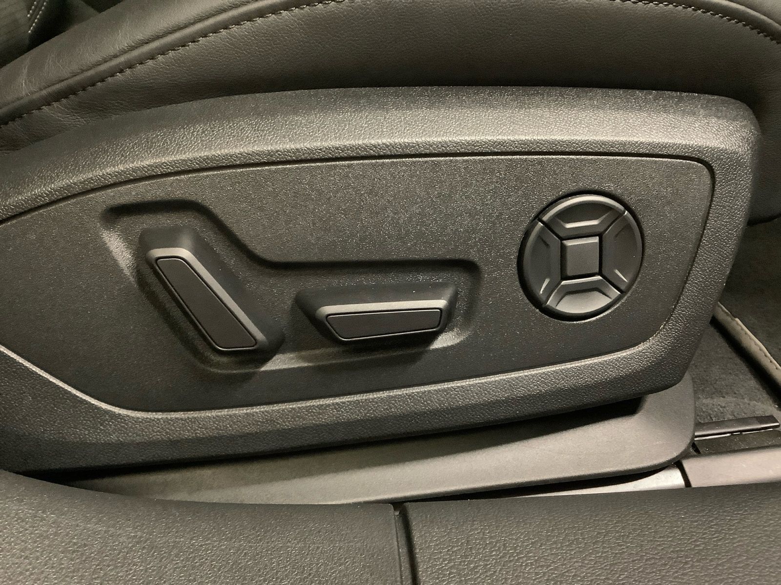 A6 Limousine sport 55 TFSI quattro S tronic,Nach