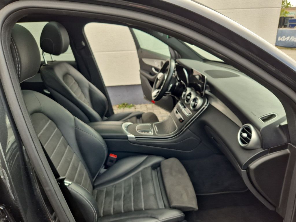 Fahrzeugabbildung Mercedes-Benz GLC 300 de AMG Line 4Matic