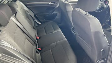 Volkswagen Golf - 7